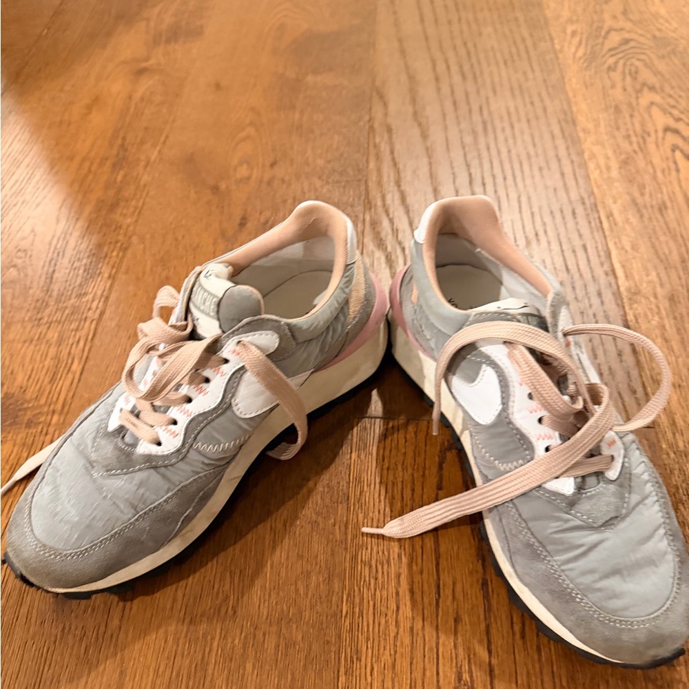 Voile Blanche Gray and Pink Women's Sneakers - Picture 3 of 11
